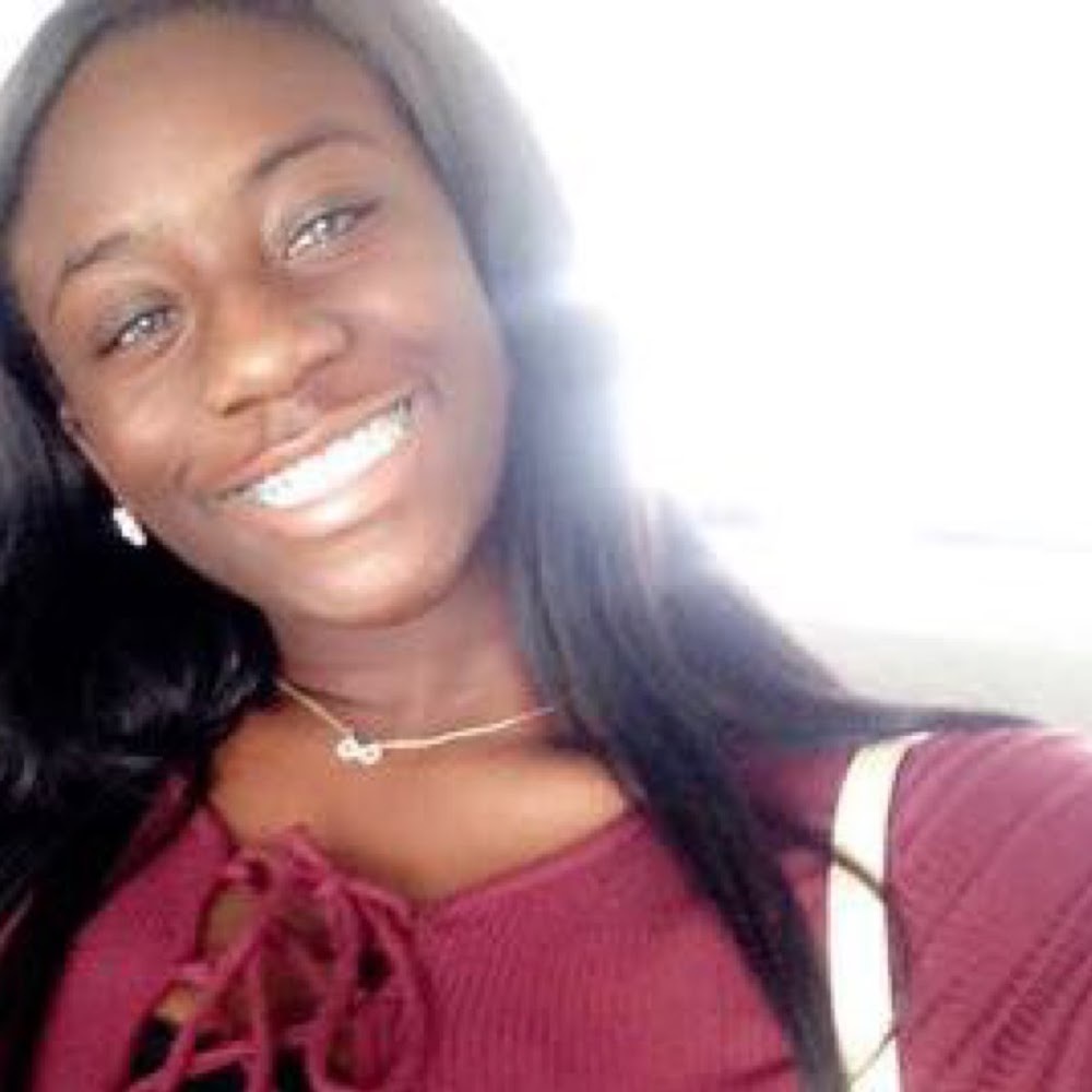 Meet your Posher, Aeriona